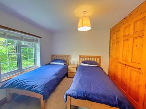 Photo 11- click for photo gallery